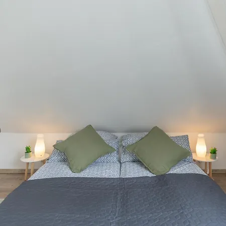 Grachtennest Lägenhet